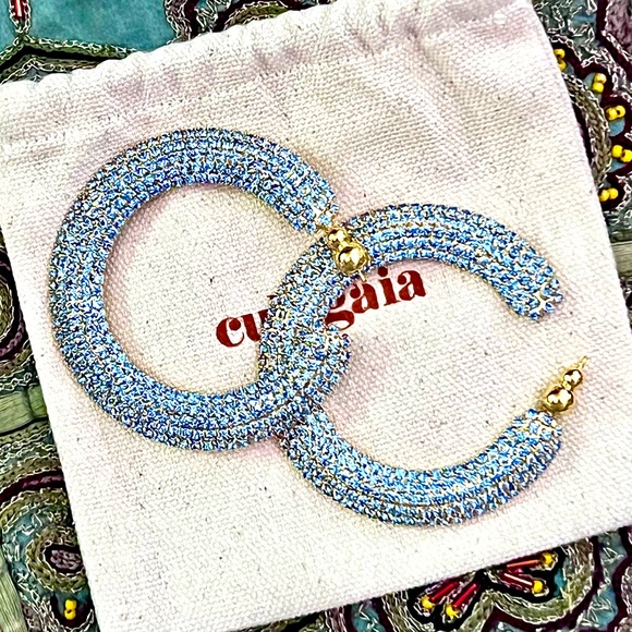 🌺🎉HP🎉🌺 NWT Cult Gaia Mira Crystal Earrings Light Sapphire - Picture 4 of 16